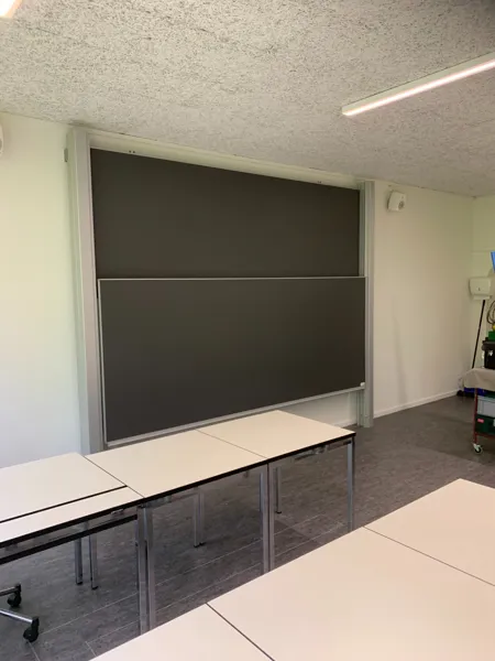 Pylonentafel mit 2 Flächen